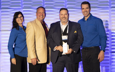C.A.T. Inc. receiving the Driver Retention Award at ISAAC HORIZON 2024, with Michael Robinson and ISAAC CEO Jacques DeLarochelliere.