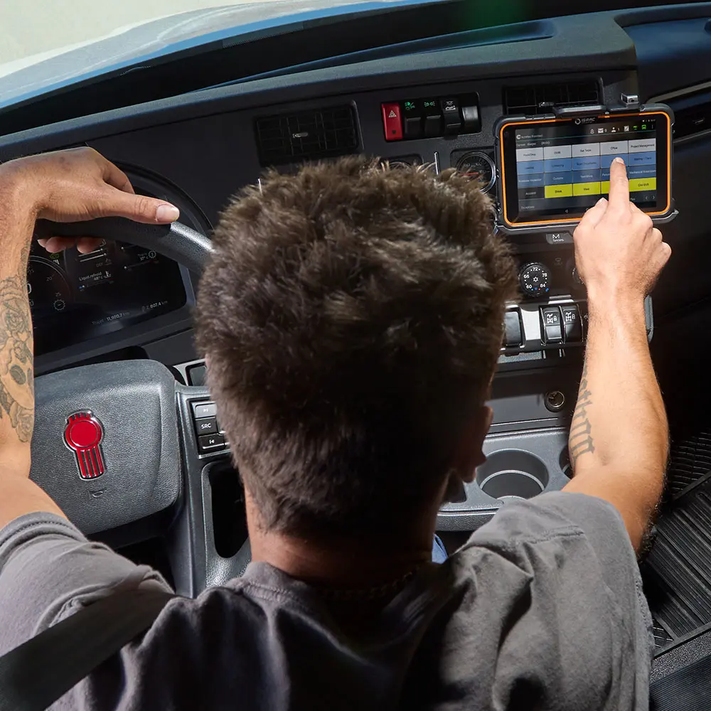 Graphic of automatic HOS compliance feature in English